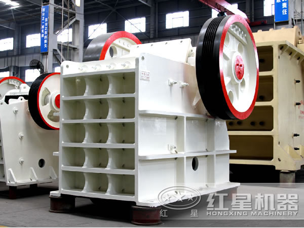 簡擺顎式破碎機