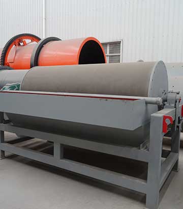 鉻鐵礦磁選機(jī)