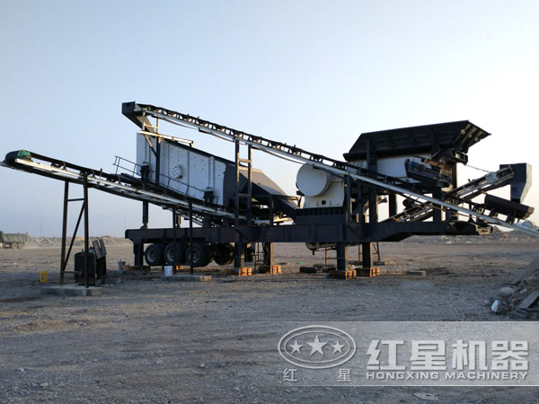 80移動式建筑垃圾破碎機(jī)現(xiàn)場 80移動式建筑垃圾破碎機(jī)現(xiàn)場