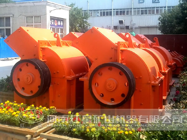 甘肅平?jīng)鲥N式破碎機(jī)