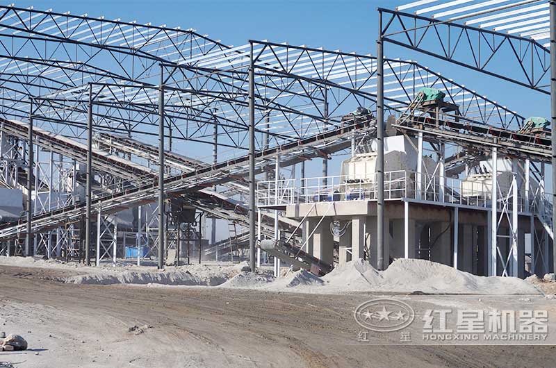 年產(chǎn)300萬(wàn)噸的機(jī)制砂廠之破碎系統(tǒng)