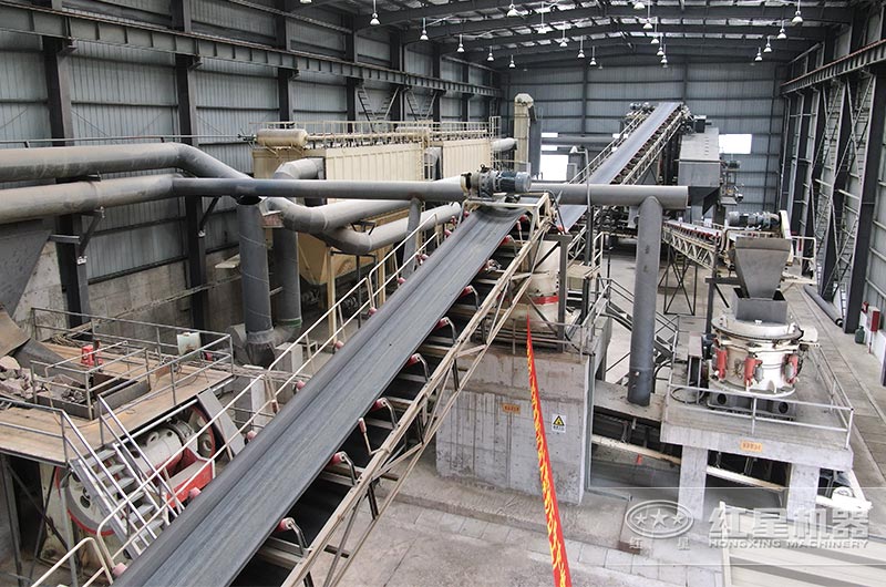 整套的制沙設(shè)備生產(chǎn)現(xiàn)場 整套的制沙設(shè)備生產(chǎn)現(xiàn)場