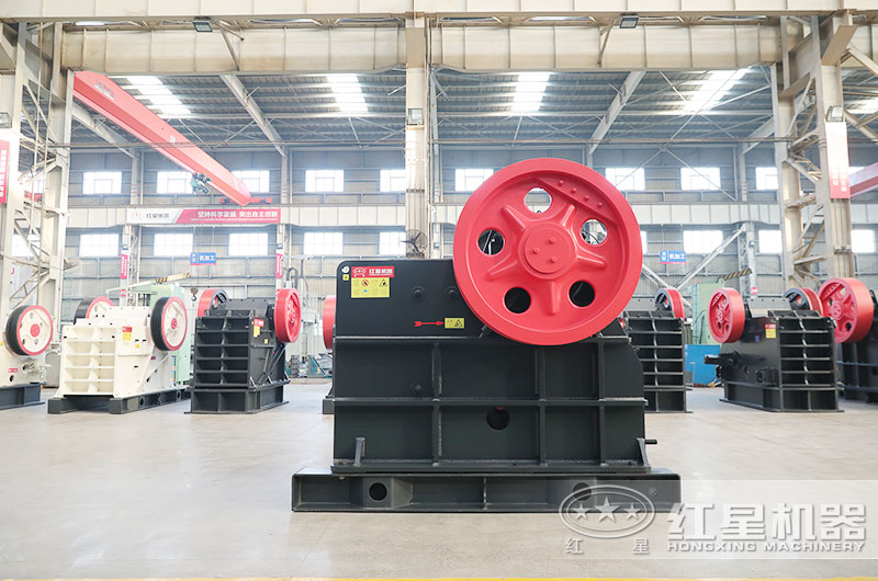 鄂破碎石機(jī) 鄂破碎石機(jī)