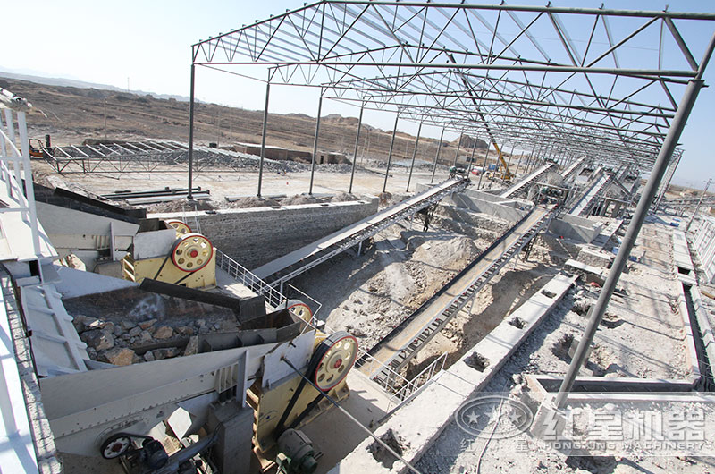 大型石灰石破碎客戶現(xiàn)場(chǎng)實(shí)拍 大型石灰石破碎客戶現(xiàn)場(chǎng)實(shí)拍