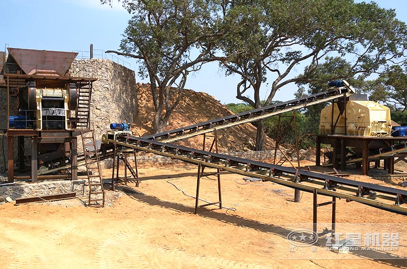 風化砂生產(chǎn)現(xiàn)場實拍 風化砂生產(chǎn)現(xiàn)場實拍