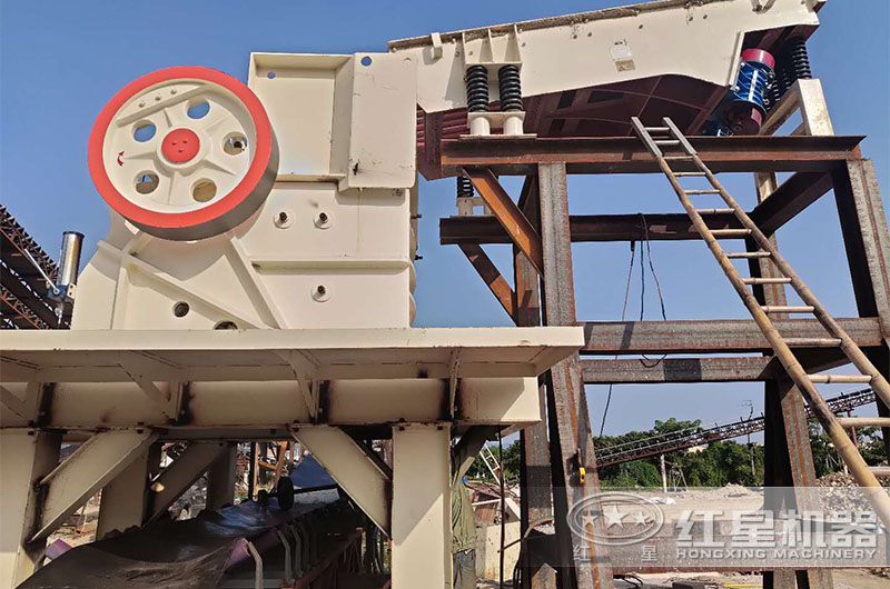 CJ系列歐版顎式煤炭破碎機作業(yè)現(xiàn)場 CJ系列歐版顎式煤炭破碎機作業(yè)現(xiàn)場