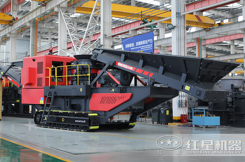 履帶式移動(dòng)破碎篩分站 履帶式移動(dòng)破碎篩分站