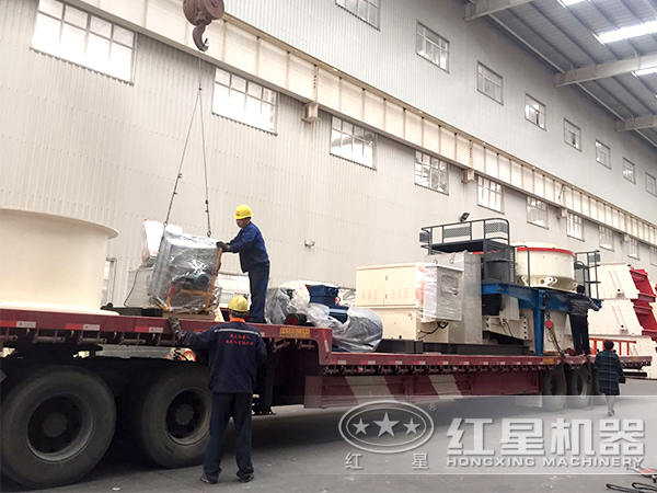 石灰石制砂機(jī)裝車(chē)、發(fā)貨