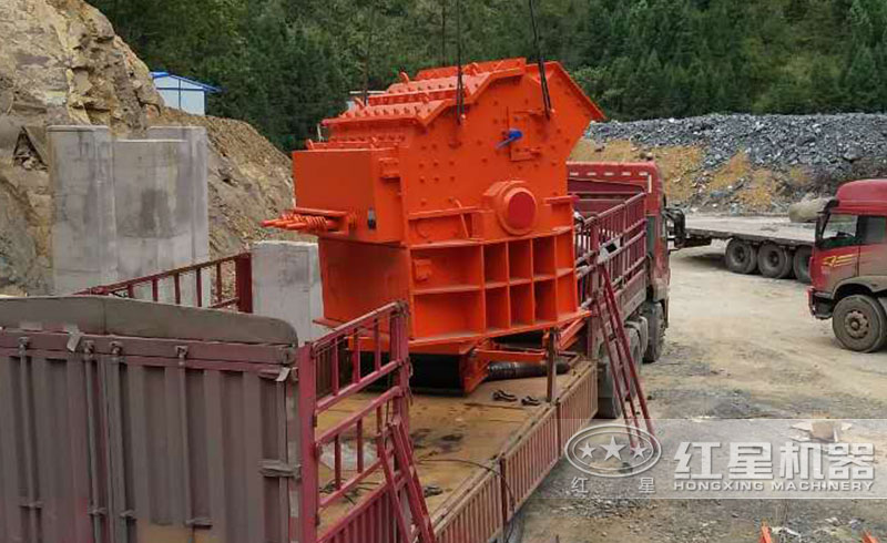 細(xì)碎機(jī)抵達(dá)用戶現(xiàn)場(chǎng) 細(xì)碎機(jī)抵達(dá)用戶現(xiàn)場(chǎng)