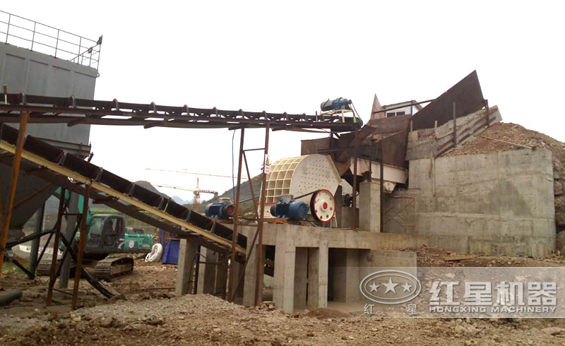 錘式石子破碎機(jī) 錘式石子破碎機(jī)