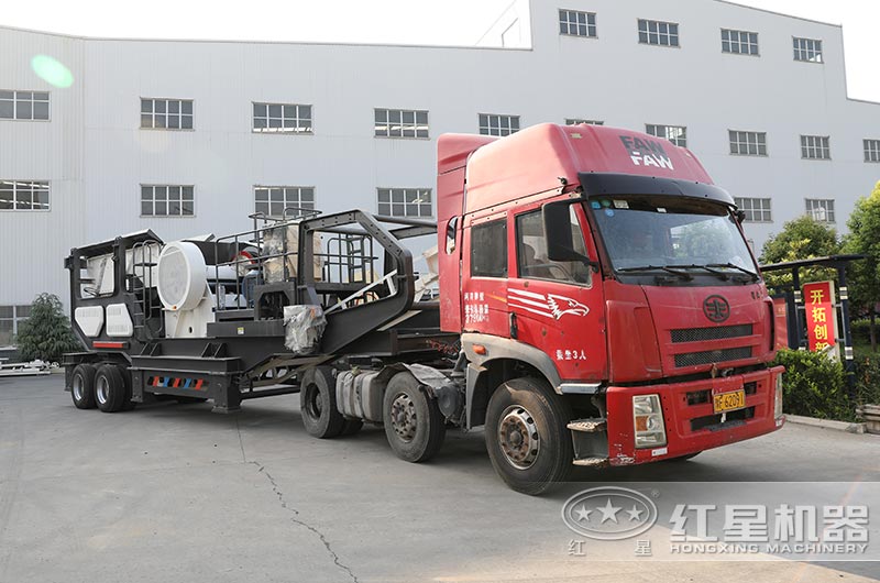 輪臺式移動碎石機(jī)發(fā)貨（地點：浙江）