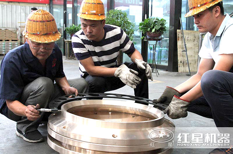 專注、用心，每個細節(jié)嚴格要求