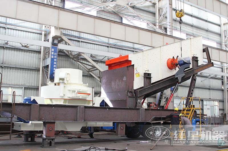 設(shè)備生產(chǎn)車間，配置VSI制砂機