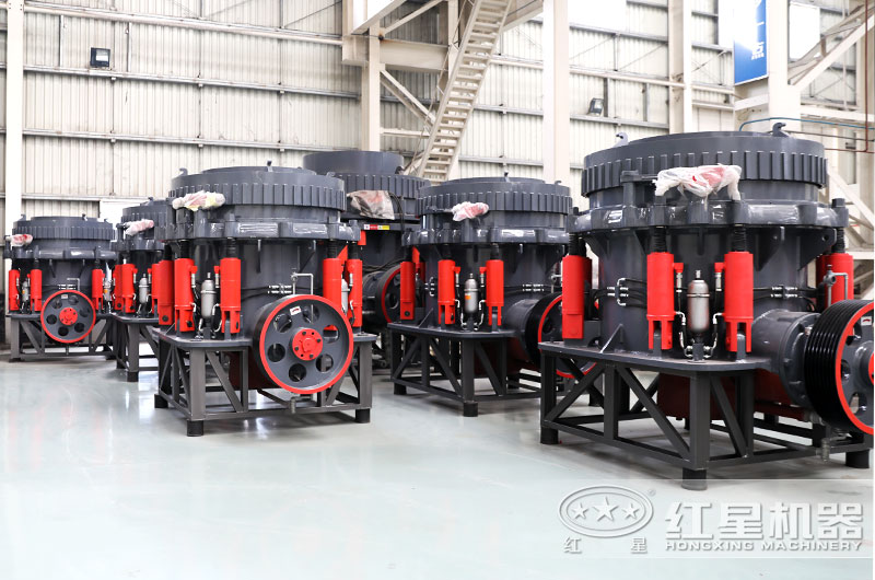 時(shí)產(chǎn)50噸圓錐破碎機(jī)