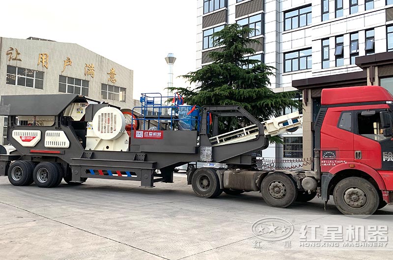 移動破碎石頭的機(jī)器發(fā)往河南焦作 移動破碎石頭的機(jī)器發(fā)往河南焦作