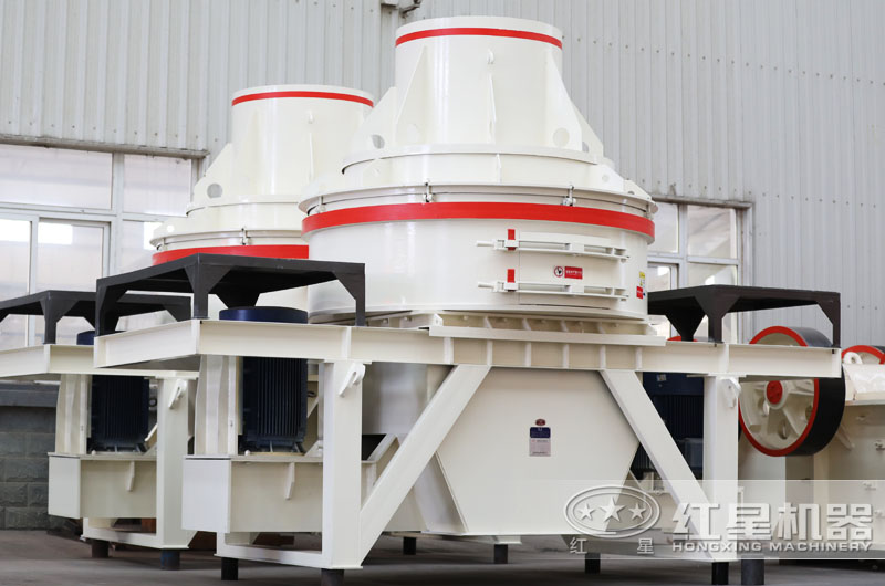 直通沖擊式制砂機(jī)，體積小，移動(dòng)方便