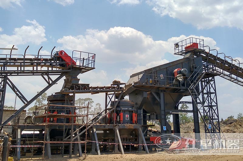 兩臺(tái)圓錐破并行使用，處理能力更強(qiáng)