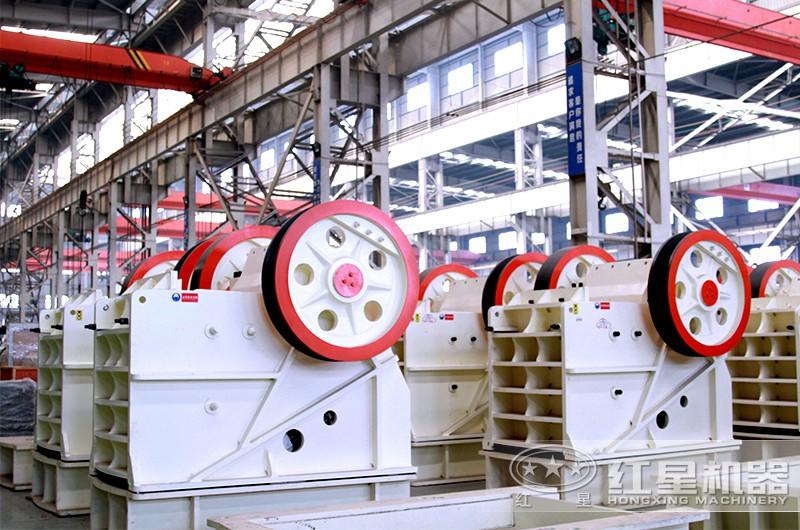 顎式破碎機(jī)車間實拍圖 顎式破碎機(jī)車間實拍圖