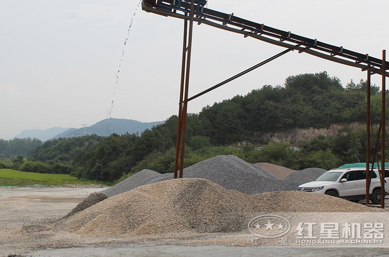 砂石生產(chǎn)現(xiàn)場 砂石生產(chǎn)現(xiàn)場