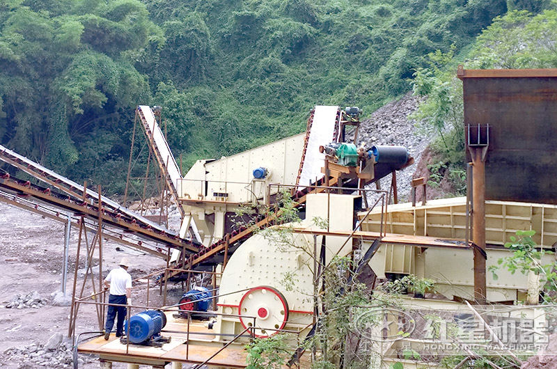 原煤破碎機生產(chǎn)現(xiàn)場 原煤破碎機生產(chǎn)現(xiàn)場