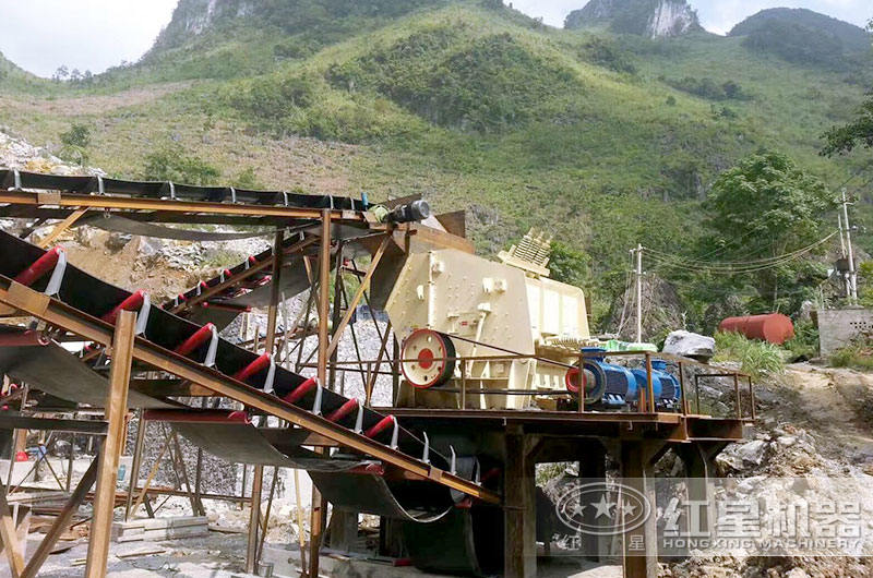 反擊碎石機(jī)生產(chǎn)現(xiàn)場(chǎng)