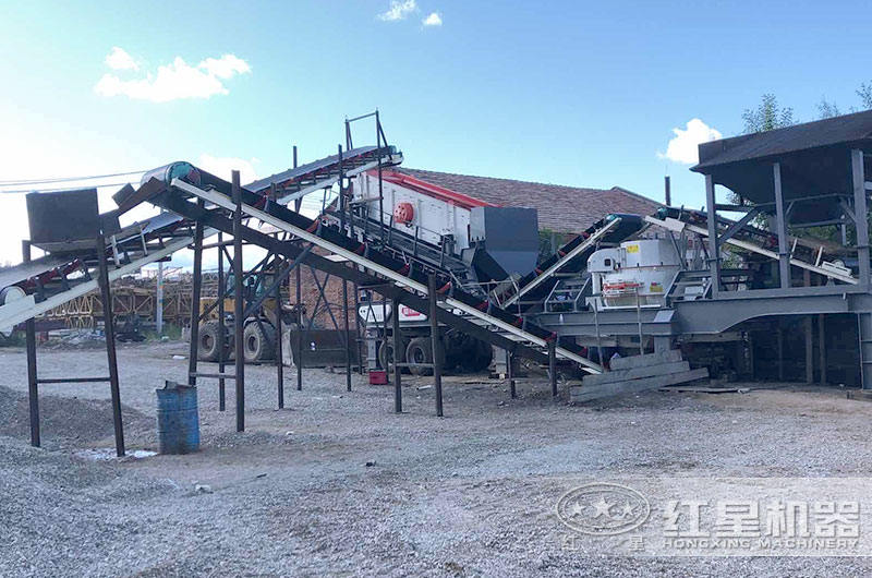 移動治沙機(jī)生產(chǎn)現(xiàn)場圖 移動治沙機(jī)生產(chǎn)現(xiàn)場圖