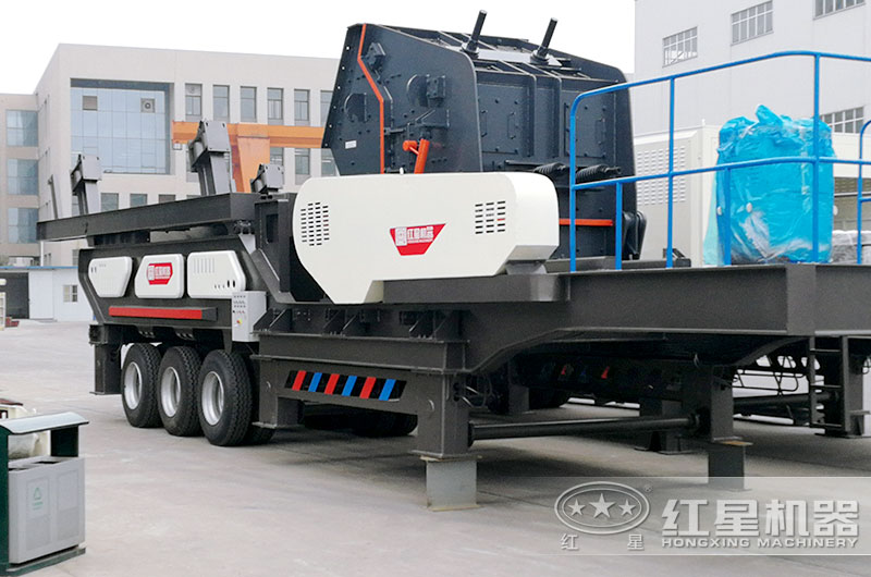 移動(dòng)式青石破碎機(jī) 移動(dòng)式青石破碎機(jī)