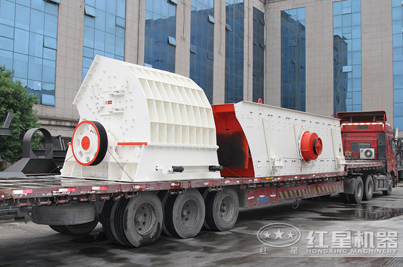 重錘破碎機設備發(fā)貨現場