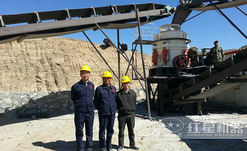 紅星工程師快速為客戶安裝設備